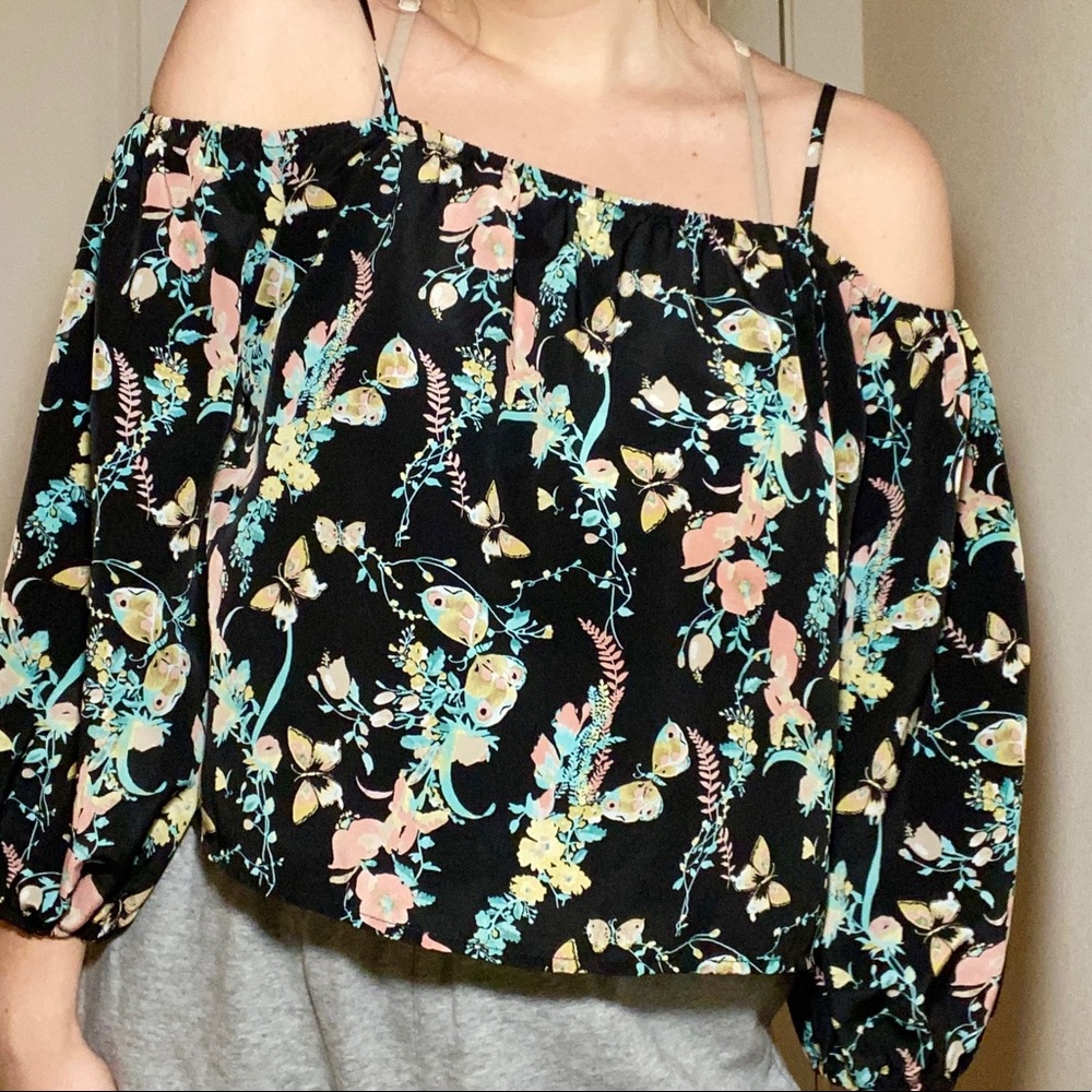 Cold Shoulder Flower atop